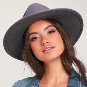 LULU'S NWOT Springsteen Grey Wool Hat